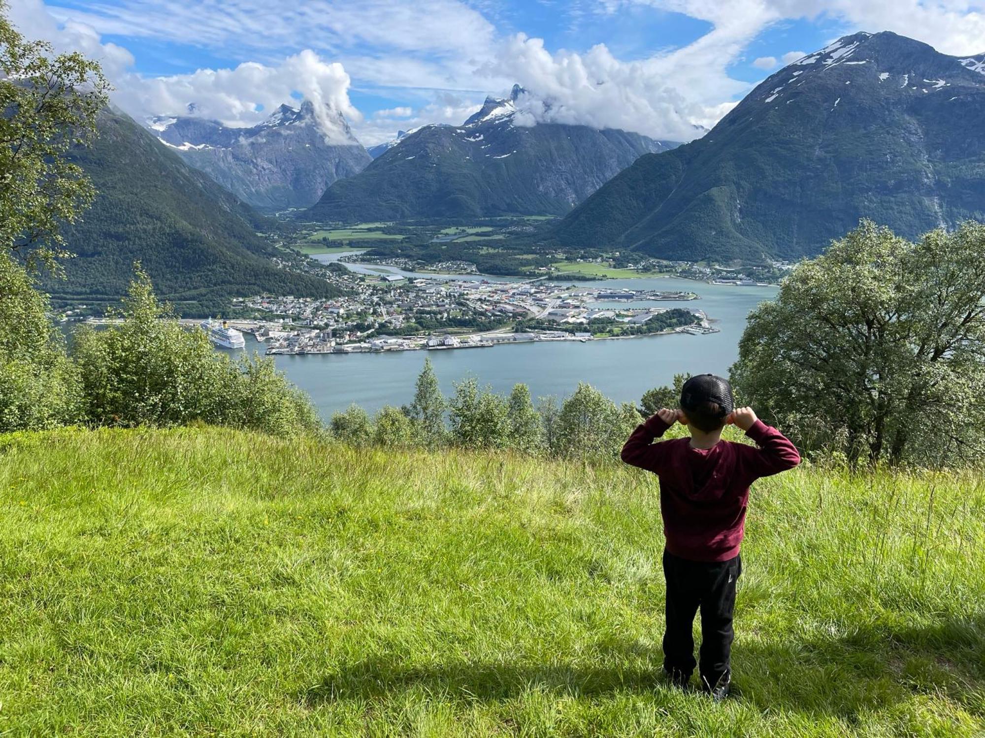 Bakkebo Rampestreken Leilighet Åndalsnes Eksteriør bilde