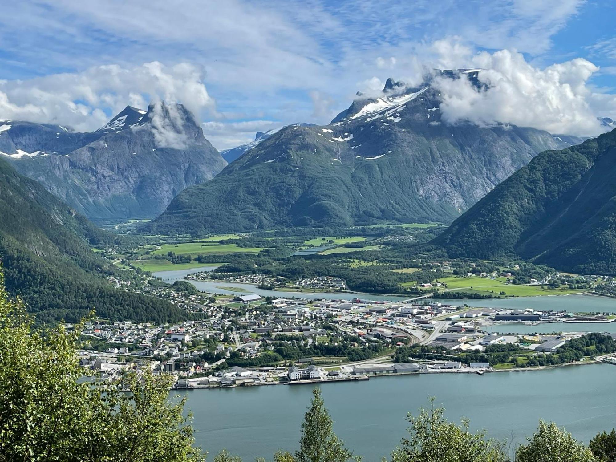 Bakkebo Rampestreken Leilighet Åndalsnes Eksteriør bilde